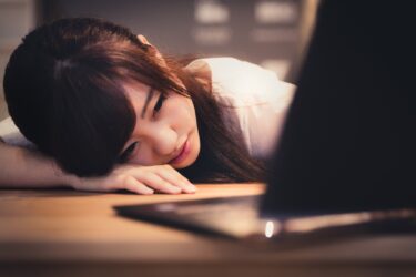 内定がない（NNT）で辛い、やばいと悩む大学生。就職先が決まらないとき今から出来ること